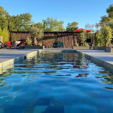 Les Roches De Baudisset Bed & Breakfast *