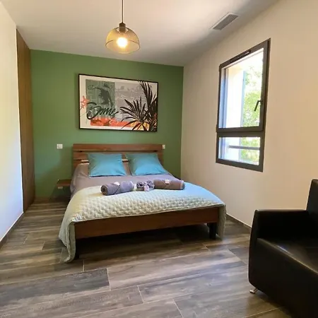 Bed & Breakfast Les Roches De Baudisset *